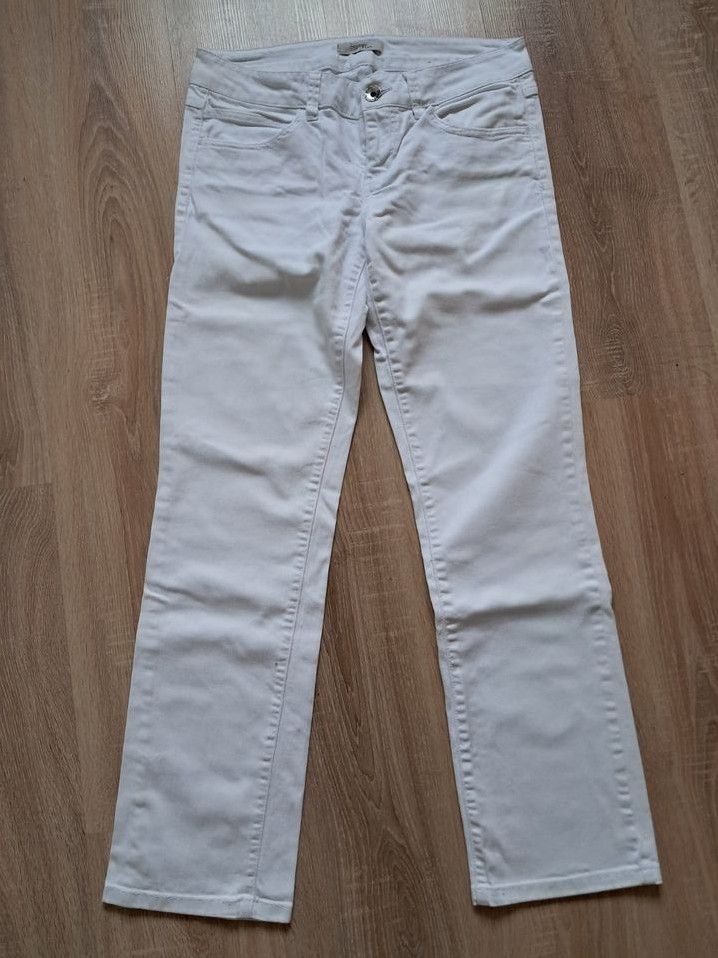 Esprit weiße Jeans Denim Größe 30 / 32 in Lutherstadt Wittenberg