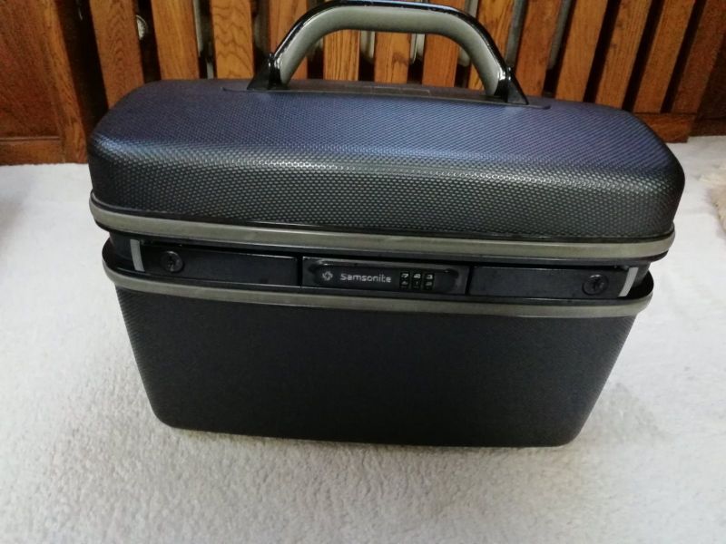 Samsonite Kosmetikkoffer Hartschale in Baden-Württemberg - Calw | eBay  Kleinanzeigen ist jetzt Kleinanzeigen