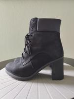 Neue Timberland Stiefeletten schwarzes Echtleder (Wildleder) 38 Berlin - Lichtenberg Vorschau