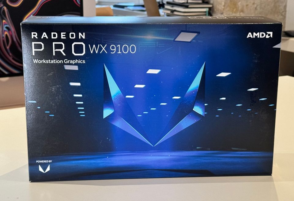 AMD Radeon PRO WX 9100, 16GB HBM2, 6 x mini DP in Berlin