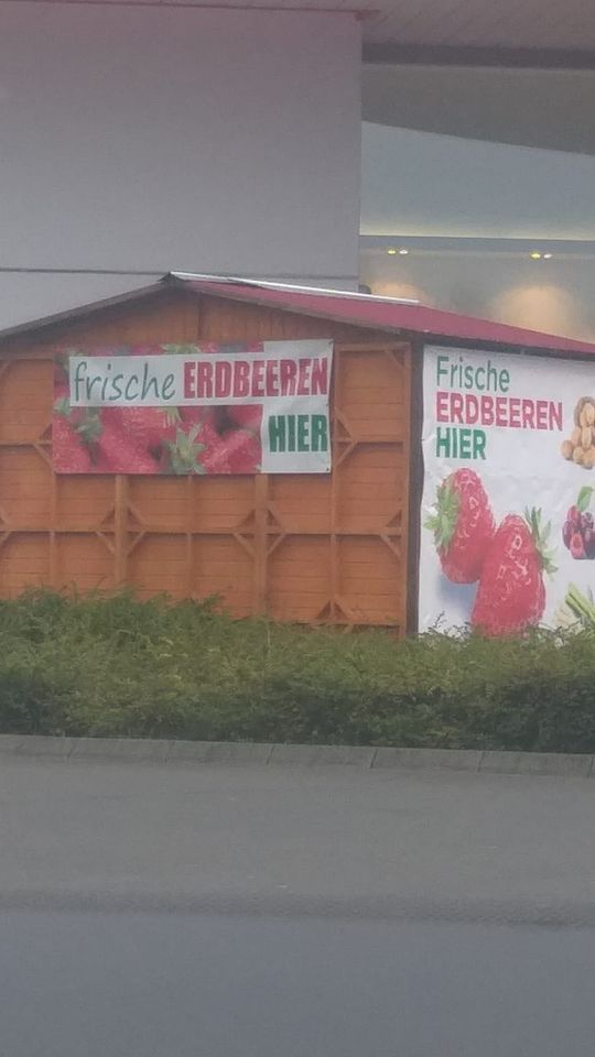 Verkaufshütte / Hütte / Erdbeerhüttw in Herne