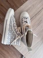 Chucks / Guess Niedersachsen - Goslar Vorschau