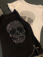 2 T-Shirts Totenkopf Glitzer Bayern - Ebersberg Vorschau