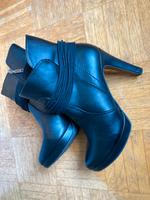 Stiefeletten Neuwertig Leder Kr. München - Planegg Vorschau