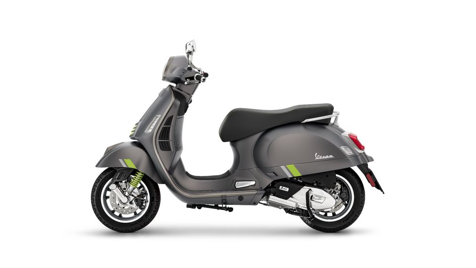 Vespa GTS 125 Super Tech RST 2023 - Neufahrzeug in Coerde