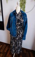 Set Fit&Flare Kleid Blumen Blümchen + stretch Jeansjacke blau 42 Niedersachsen - Lehrte Vorschau