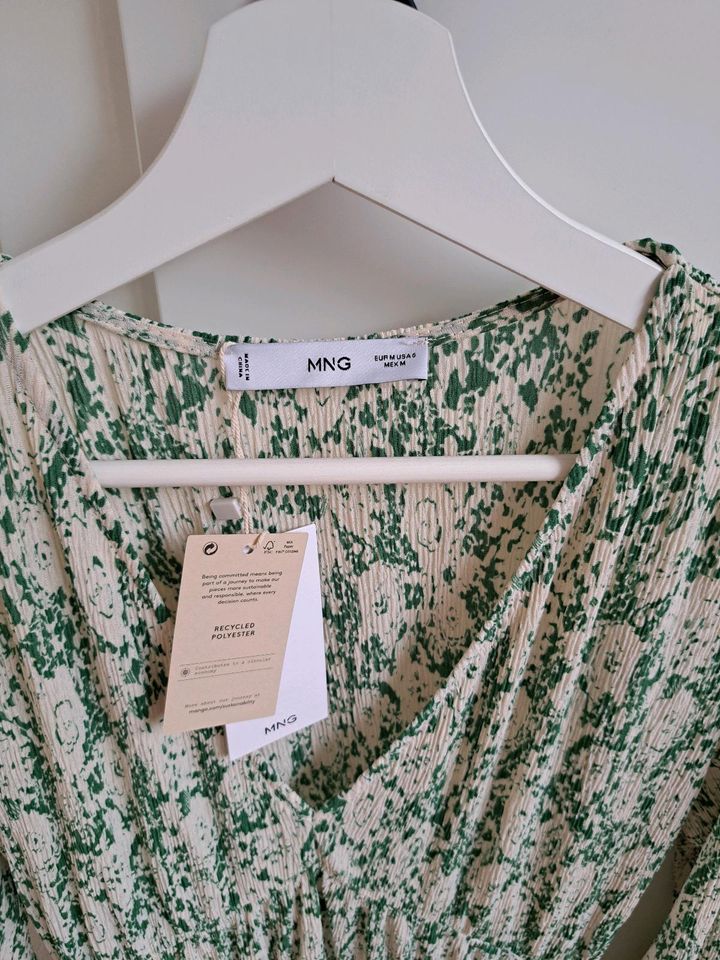 Kleid von Mango Neu mit Etikett in Scheyern