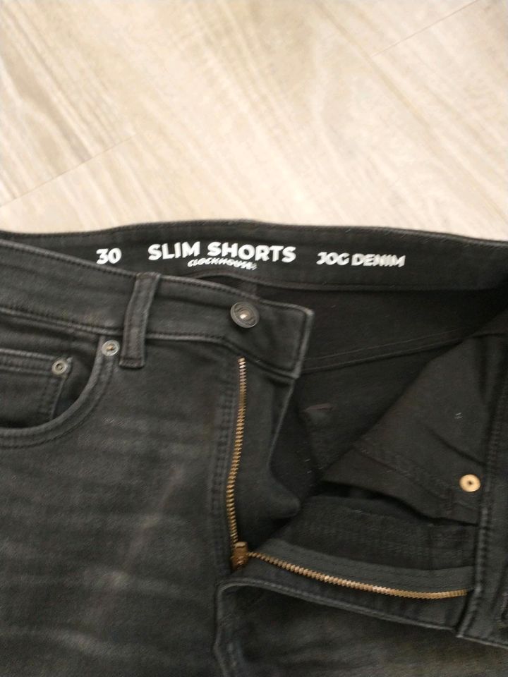 Shorts Bermuda Größe 30 Jog Denim neu in Hofheim am Taunus