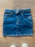 Mango Mädchen  Jeans Rock Gr. 152 Nordrhein-Westfalen - Wermelskirchen Vorschau