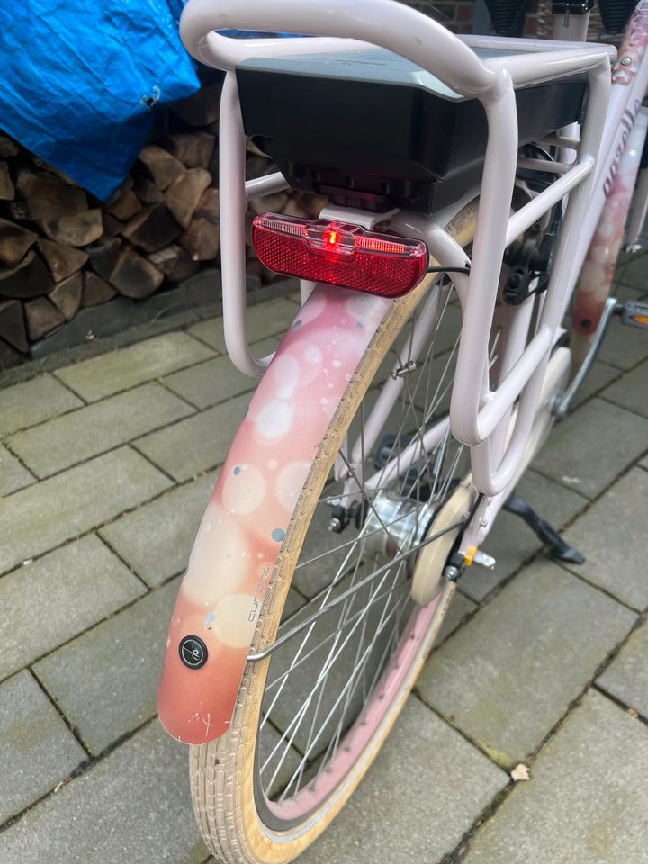Gazelle Miss Grace E-Bike (C7HMB) rosa weiß in Oberhausen