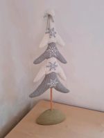 Süßer Deko Stoff Weihnachtsbaum in weiß grau mit Glitzer 50 cm Nordrhein-Westfalen - Heinsberg Vorschau
