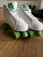 Rollschuhe Größe 39/40 inklusive Zubehör Bayern - Bamberg Vorschau