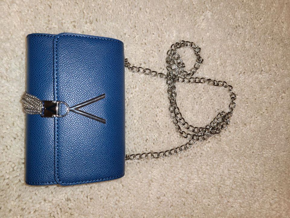 Mario Valentino Handtasche Umhängetasche Clutch blau Designer in Dauchingen