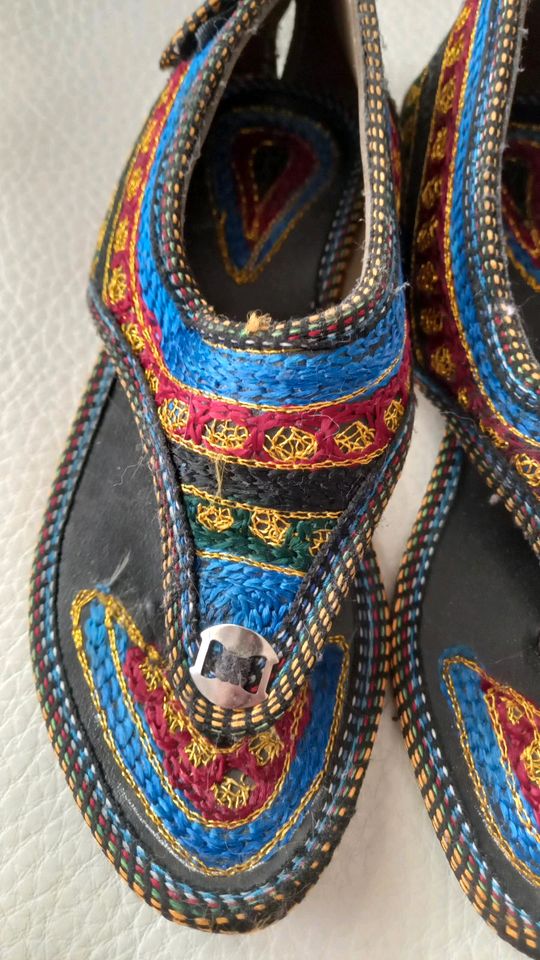 Neu#Traditionelle Sandalen#Indien in Berlin