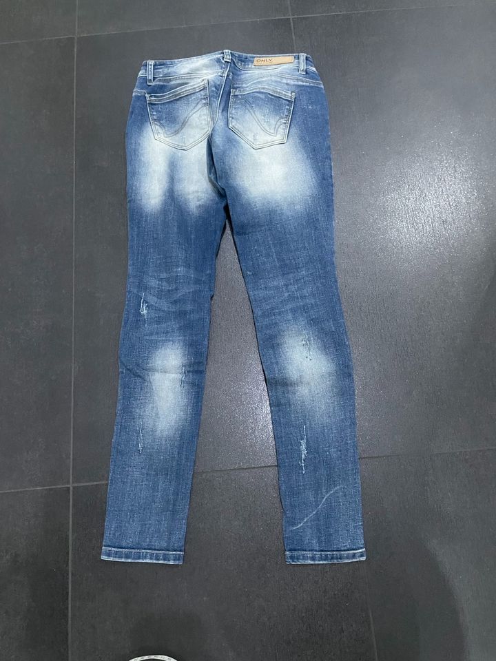 Only Jeans Jeanshose Größe XS 32 25 / 32 NEU in Bottrop