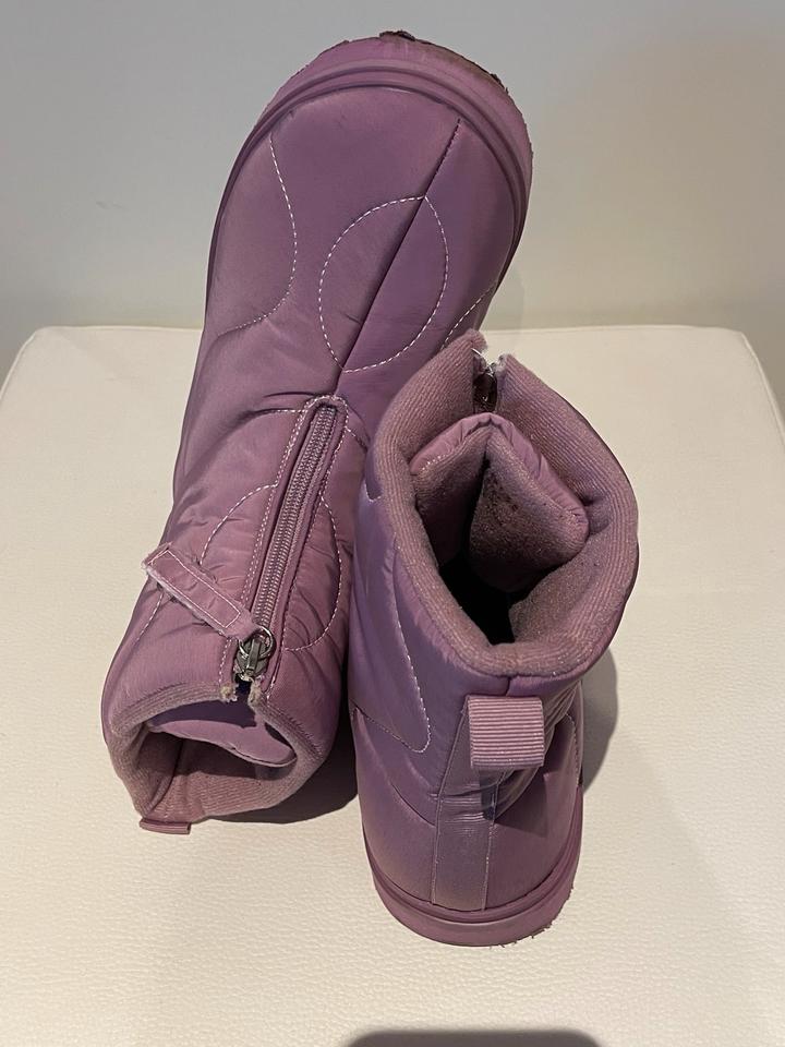 ASOS Design: lila, fliederfarbene Boots mit Steppoptik, Gr. 39 in Bremen