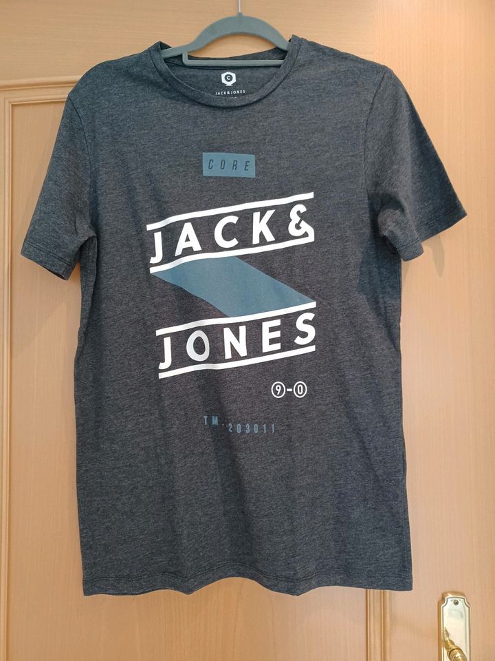 T-Shirt von Jack & Jones in Winsen (Luhe)