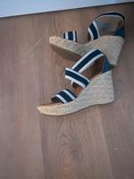 Sandalen mit Keilabsatz Rostock - Stadtmitte Vorschau