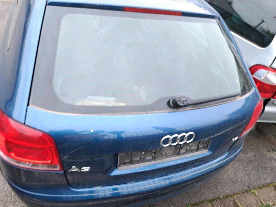 Audi A3 2006 Baujahr Unfall keine Brief 1500 €. Fahrbereit in Gelsenkirchen