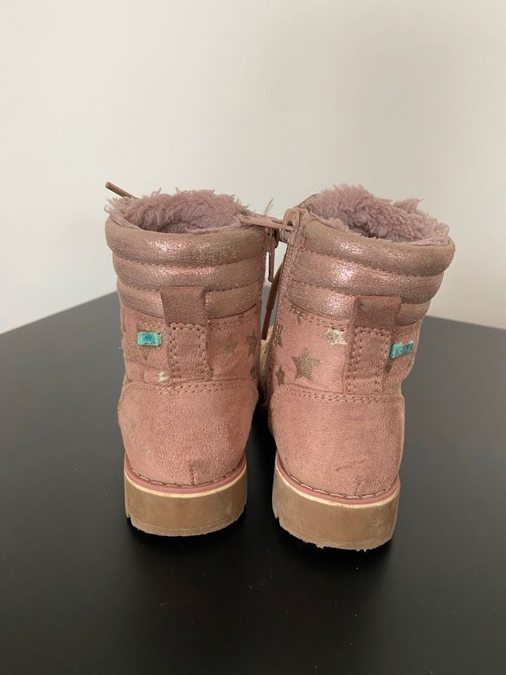 Schuhe Kinderschuhe Größe 25 (diverse Marken, 8 Paar im Set) in Lahnstein