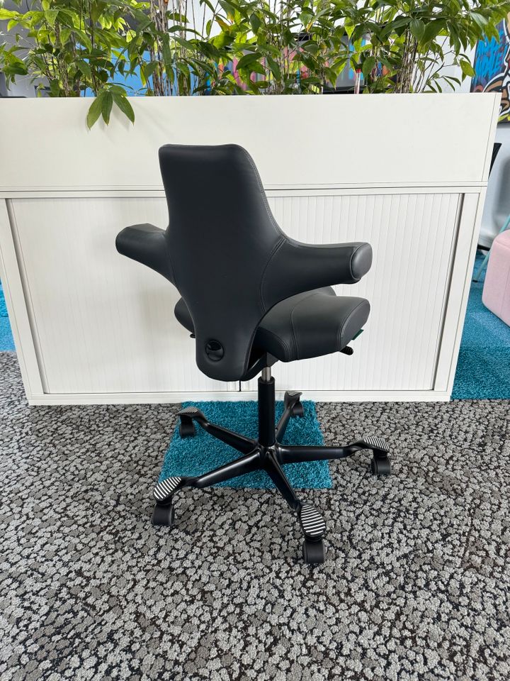 HAG Capisco 8106 Bürostuhl Leder Nightshade *wie NEU* in Wiesloch