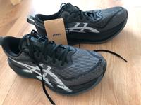 ASICS Superblast 2 schwarz 43,5 unisex Elberfeld - Elberfeld-West Vorschau