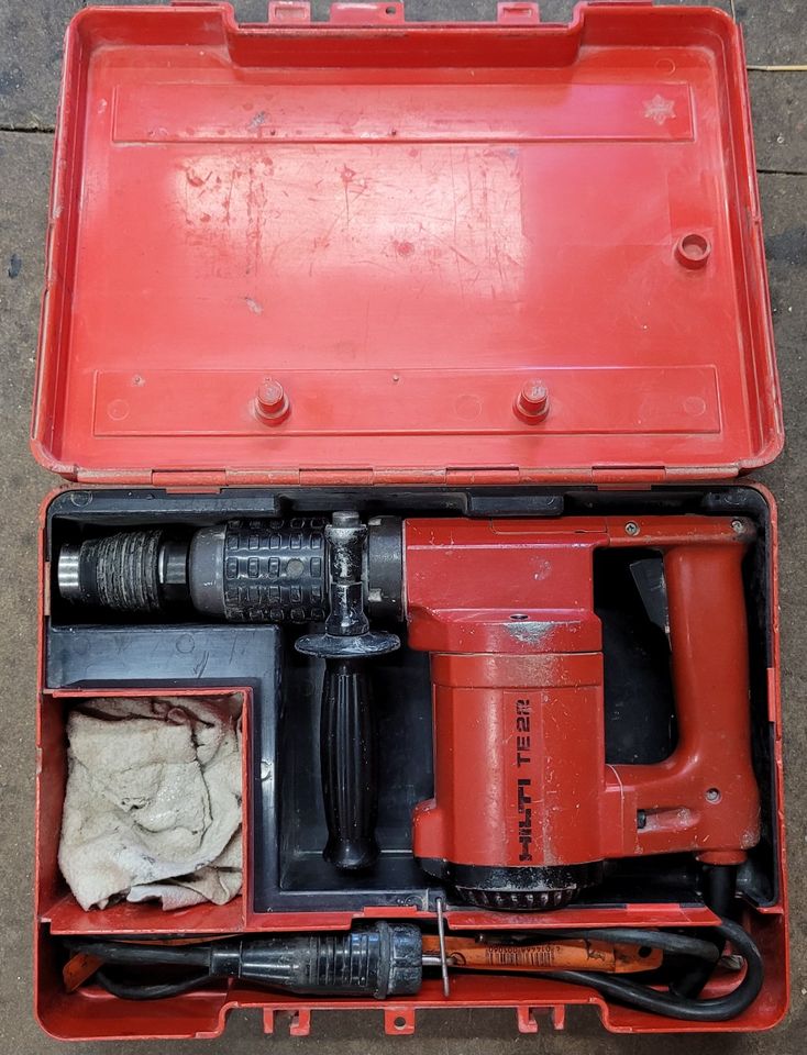 Hilti, TE 22, Schlagbohrmaschine in Egling