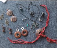 Halsketten/ Ringe/ Ohrringe aus Holz Baden-Württemberg - Meckenbeuren Vorschau