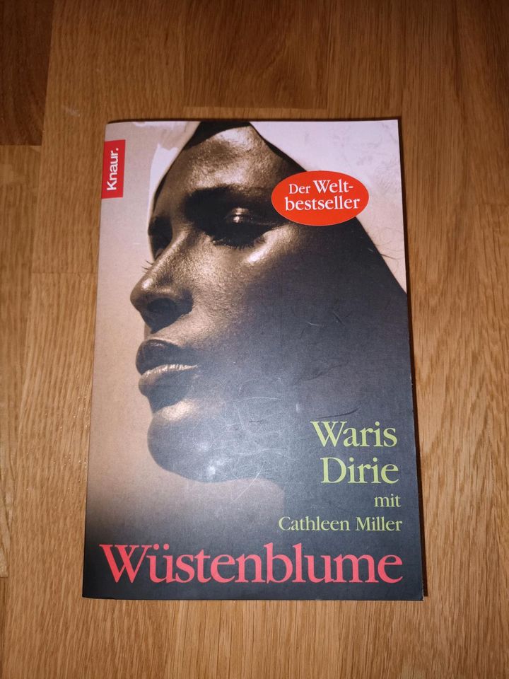 Wüstenblume Waris Dirie in Aachen