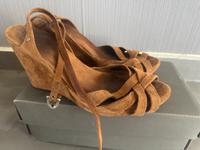 UGG Damen Schuhe Sandalen Plateau 38 Hessen - Petersberg Vorschau