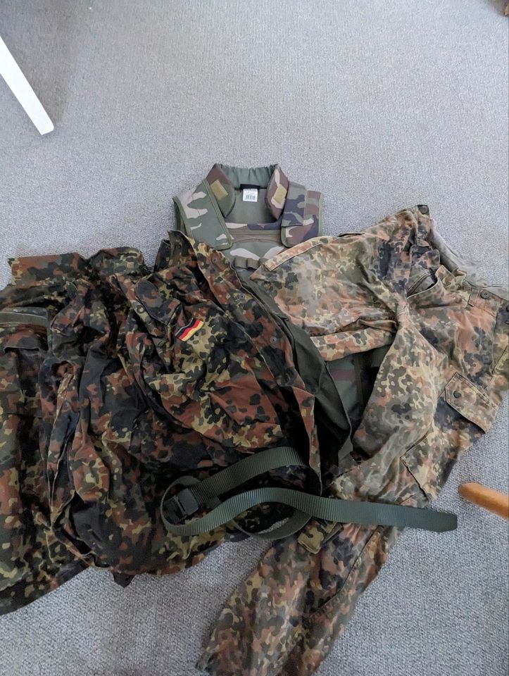 Karnevalskostüm Bundeswehr komplett / Gr. L-XL/9 in Leverkusen