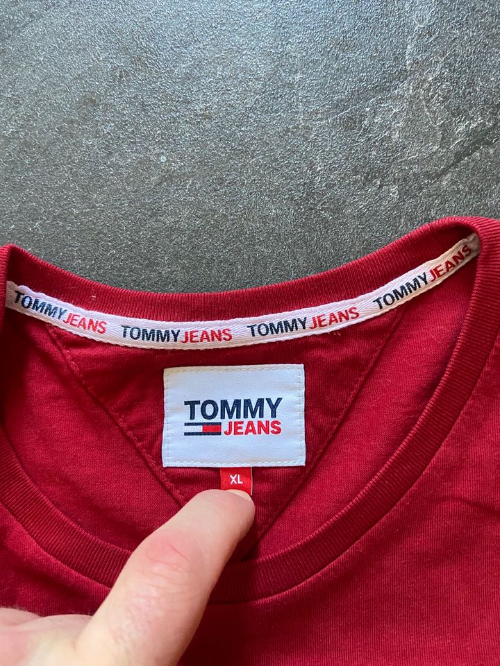 Tommy Jeans Hilfiger Shirt, Gr. XL, ungetragen in Berlin