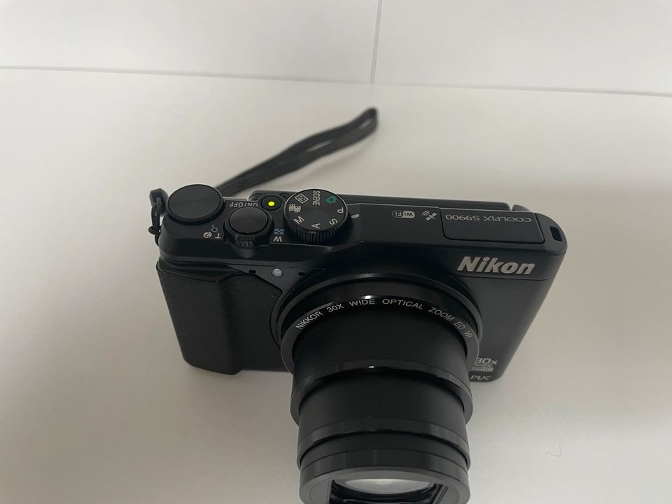 Nikon Kamera 30 in Essen