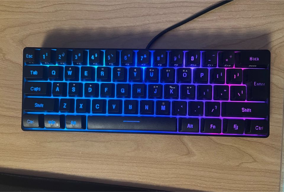 Gaming tastatur mit RGB in Hemmingen