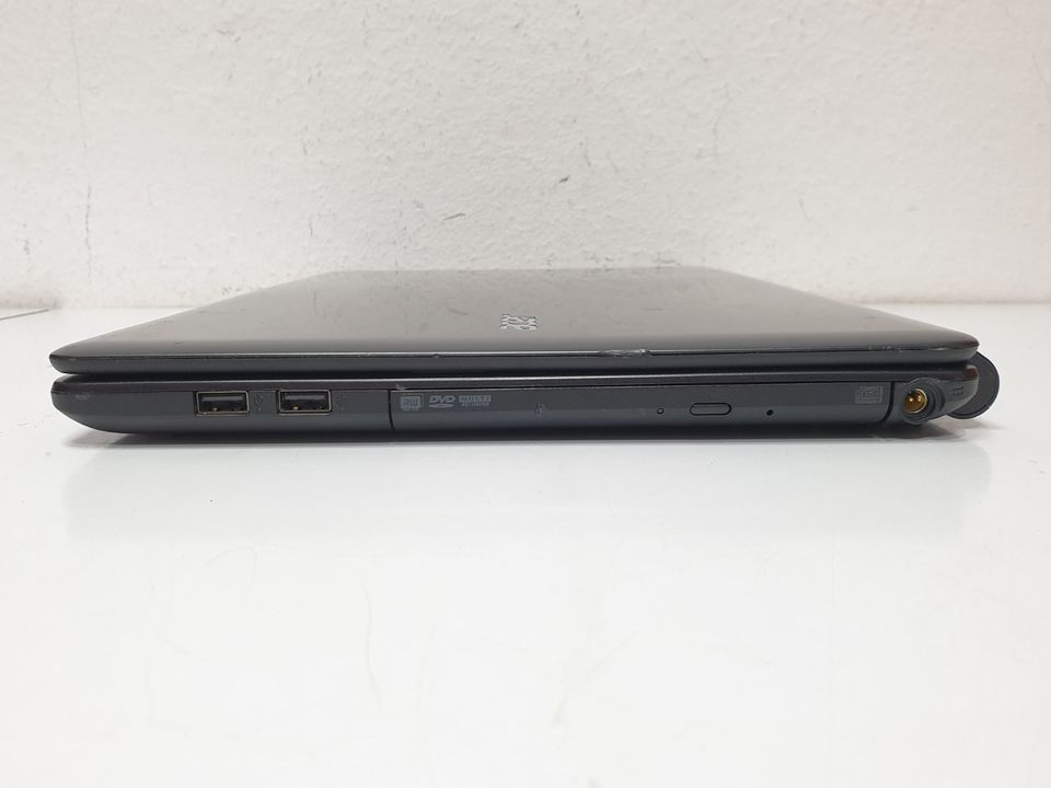 Acer E1-572g Windows 7 Gamer Notebook 8Gb 256GB SSD Laptop 15,6" in Fellbach