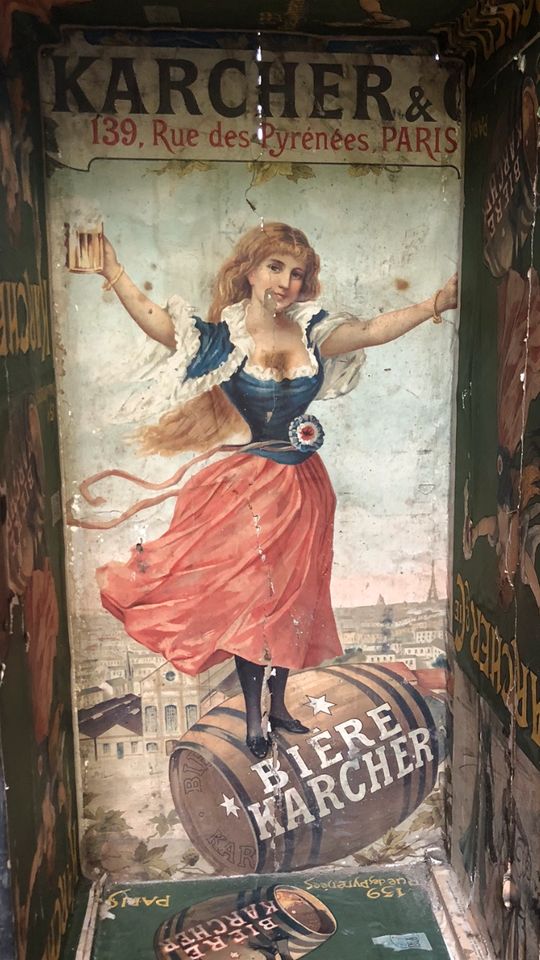 Truhe Holz Jugendstil-Plakat in Bietigheim-Bissingen