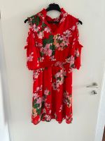 Schulterfreies Kleid von ONLY Größe 38 rot mit Blumenmuster Innenstadt - Köln Altstadt Vorschau