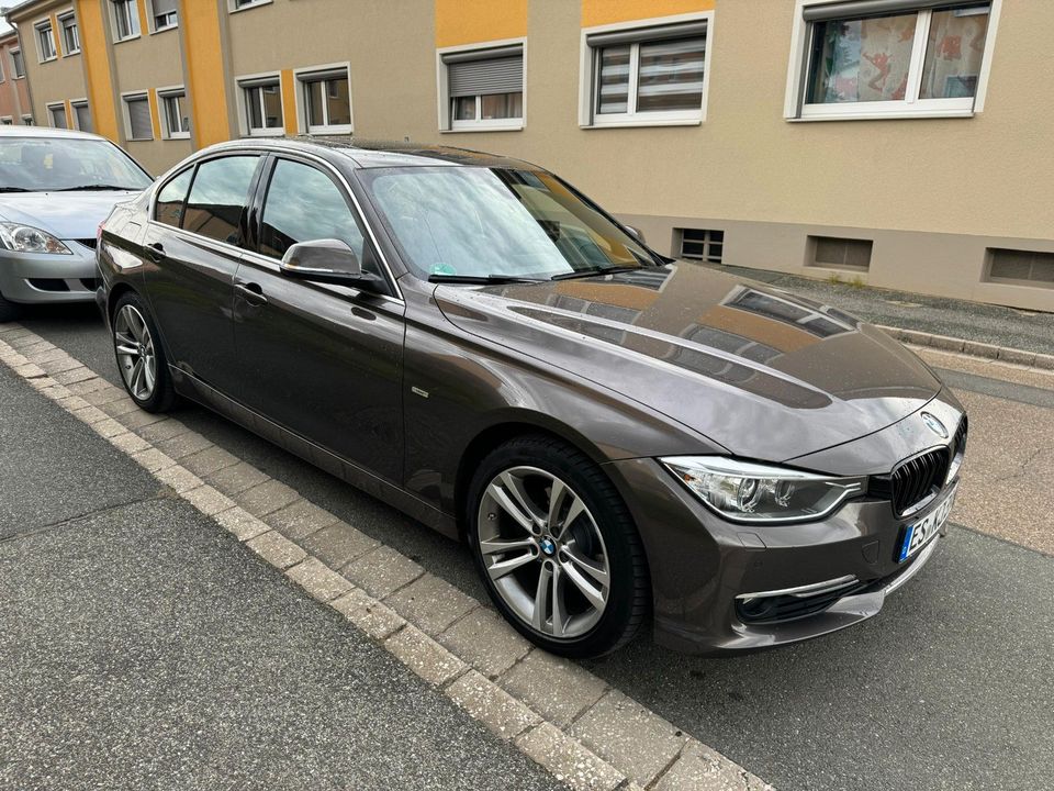 BMW 320d Luxury Line  Limo./ fast voll Ausgestattet in Hersbruck