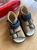 Neue Super fit Sandalen Schuhe Größe 19 Frankfurt am Main - Kalbach Vorschau