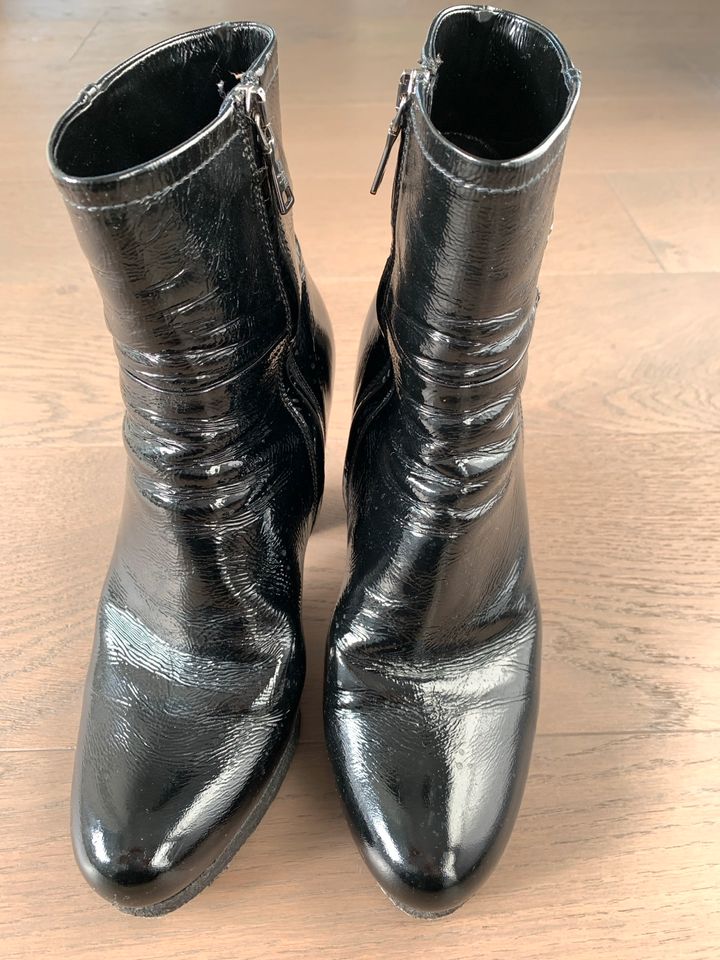 Original PRADA Stiefel, Gr. 39, schwarz in Hattingen