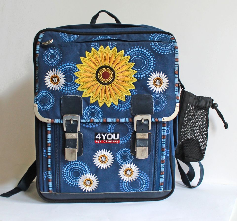 4You Schultasche Schulrucksack blau mit Blumen Rucksack 32 x 43 in Hamburg