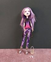 Monster High Figur Puppe Spectra Vondergeist Nordrhein-Westfalen - Gelsenkirchen Vorschau