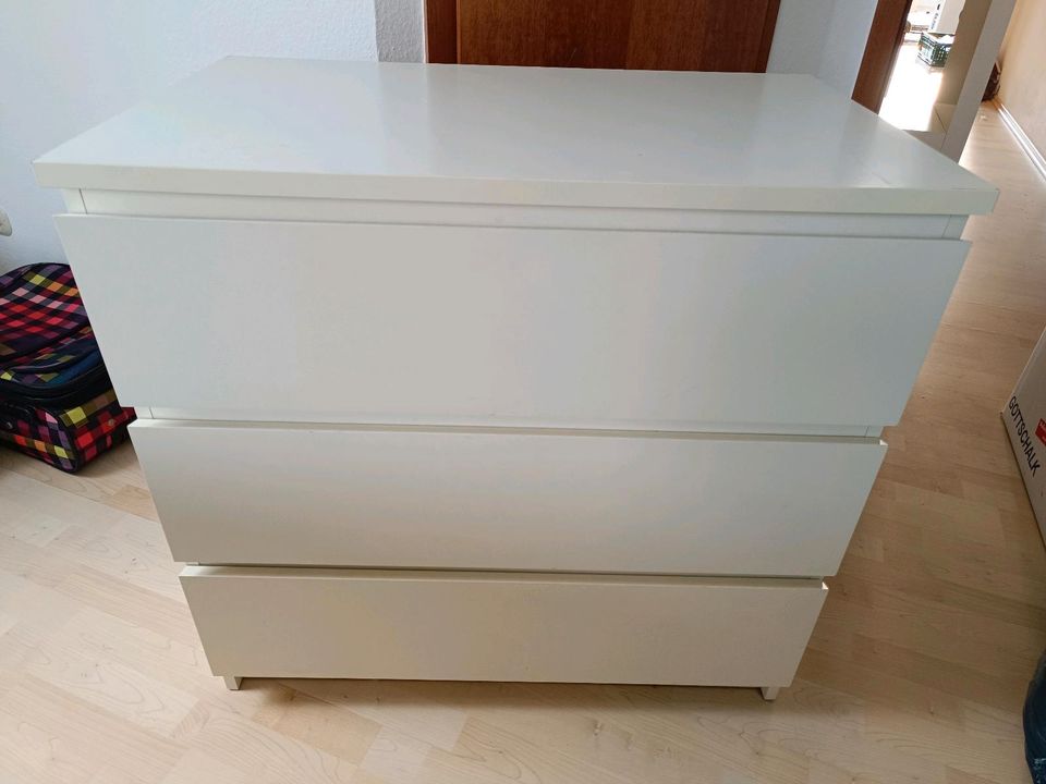 MALM Kommode Ikea zu verschenken in Köln Braunsfeld kleinanzeigen.de