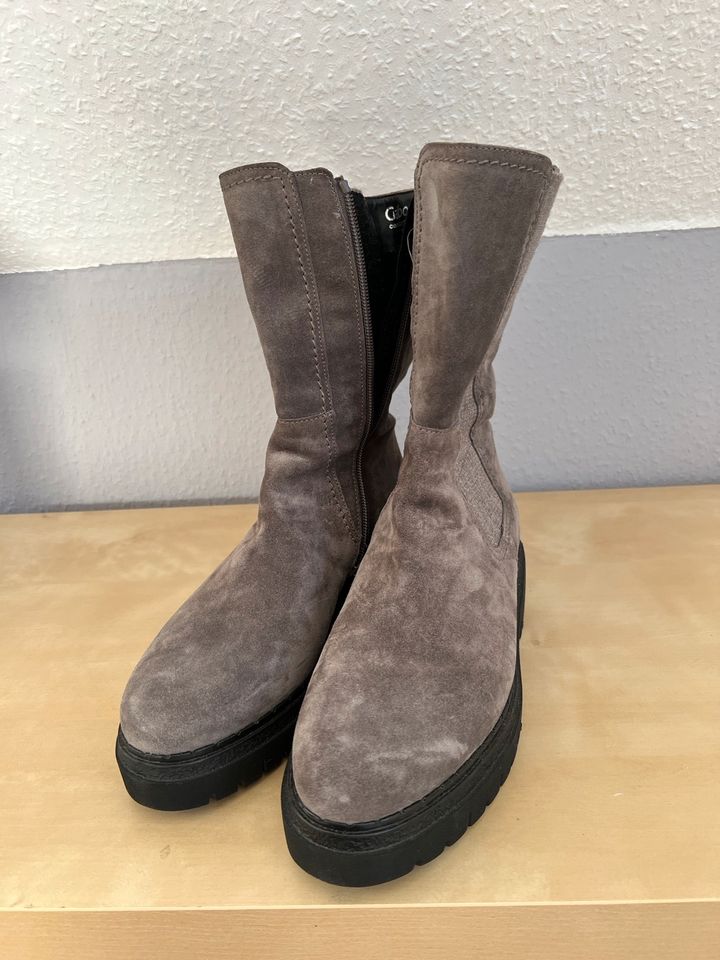 Gabor Stiefeletten grau Comfort 39,5 Neu in Schauenburg