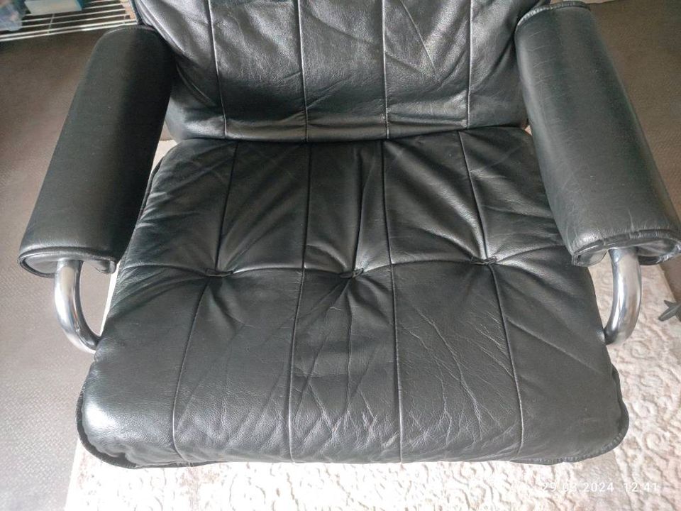 UNICO Relaxsessel Leder Schwarz DESIGN KLASSIKER mit Hocker in Solms