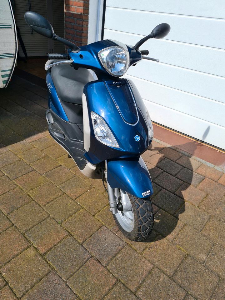 Vespa Piaggio Fly 125 angemeldet und TÜV in Raesfeld