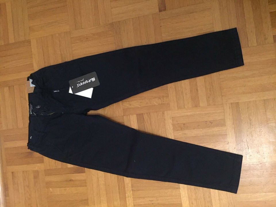 Jungen Chino Blue Effekt Slim Neu in Alsdorf