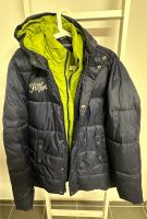 Winterjacke mit Kapuze Tommy Hilfiger Gr.176 Bayern - Hebertshausen Vorschau