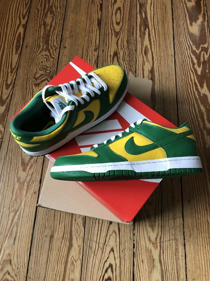 Nike Dunk Low SP Varsity Maize/Pine Green-White Brazil in Wiesbaden