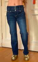 Herrlicher Jeans Raya New Straight 28/32 wie neu Berlin - Schöneberg Vorschau